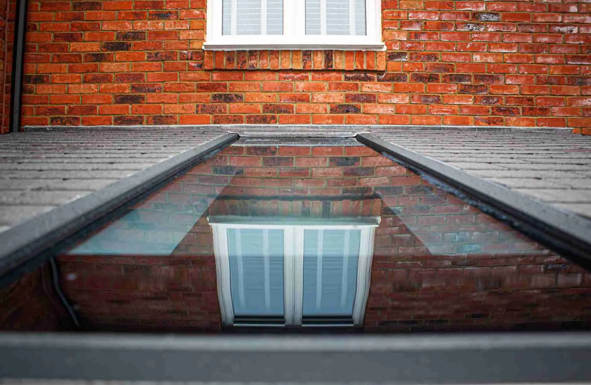Structural Symmetry: Pairing Architectural Glazing with Your Extension Roof Profile